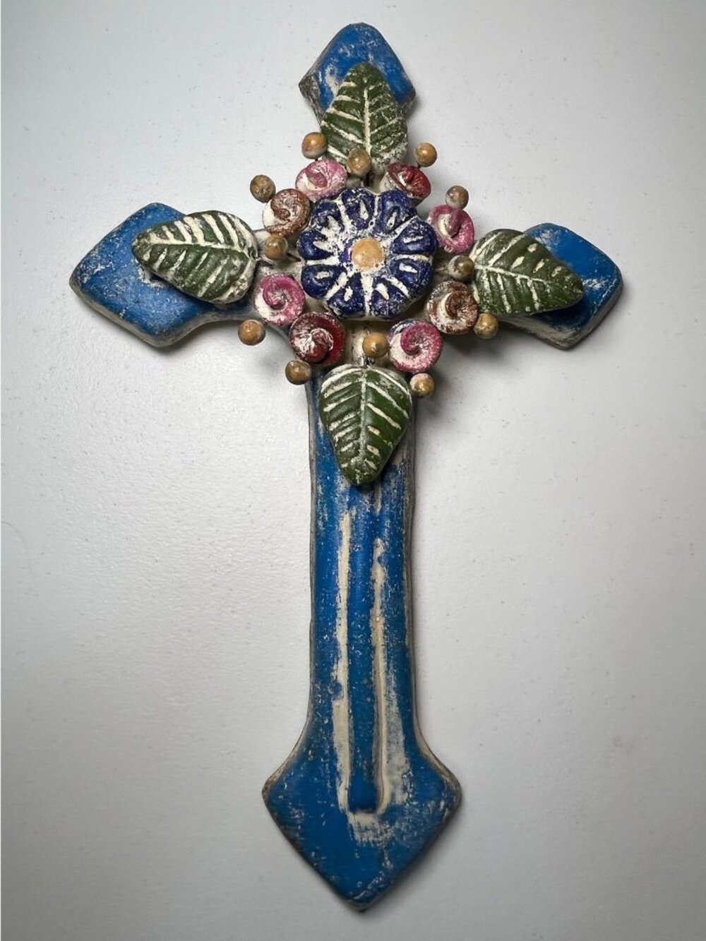 Vtg Mexican Folk Art Clay Wall Cross Distressed Wash Glaze Molded Flowers 14x10"